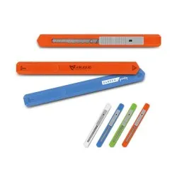 Cutter Plastique à Lame Auto-Retractable 2
