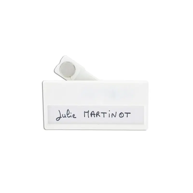 Badge Personnalisé Nominatif avec Aimant Matières : coton Taille textile : L Couleurs : rouge impression haute définition