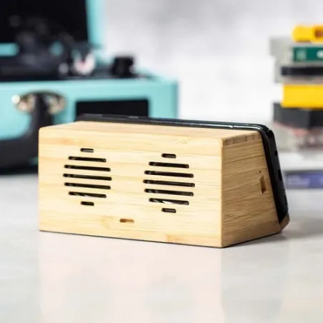 Haut-Parleur Écologique Publicitaire Chargeur - Zaphir Matières : silicone Couleurs : rouge marquage laser ultra précis