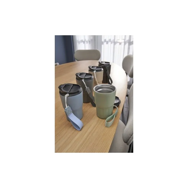 Mug isotherme personnalisé en inox - Louisa Matières : aluminium Couleurs : rouge personnalisation sur mesure