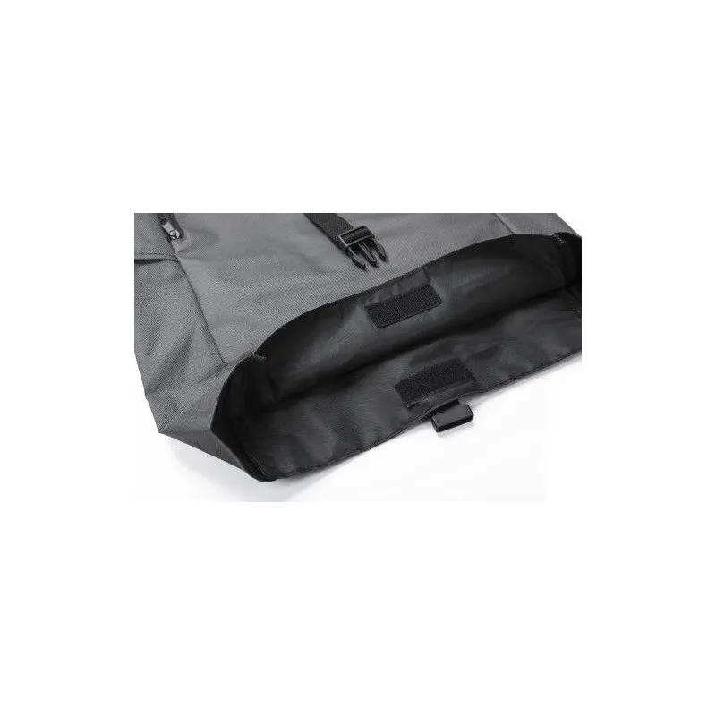 Sac à dos roll-top écologique en polyester rPET - Evie Matières : polyester Taille textile : M Couleurs : orange accessoire évén