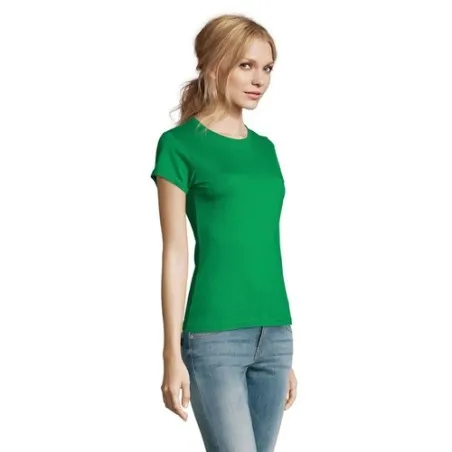 T-Shirt Femme Personnalisé 190g Confort et Style - Imperial Women Matières : coton Taille textile : M Couleurs : fuchsia goodies