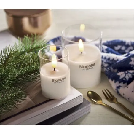 Bougie LED personnalisée en cire - XANDLE+ Matières : coton biologique Taille textile : XS Couleurs : vert pomme cadeau collabor