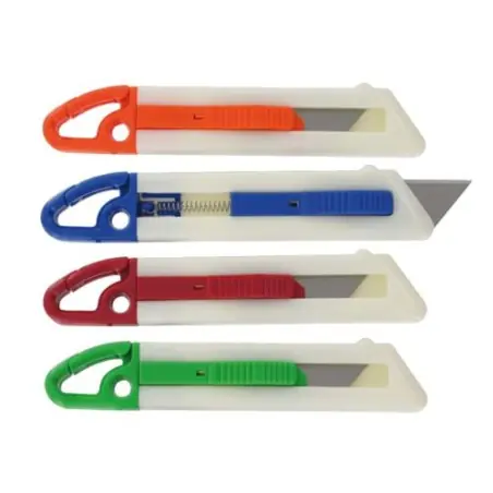 Cutter Auto-Retractable Sécurisé Personnalisé pour Tour de Cou Matières : laiton Couleurs : rouge impression haute définition