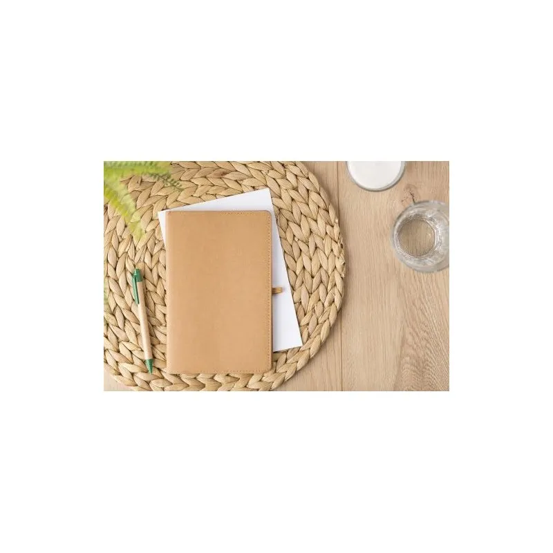 Carnet A5 personnalisé en papier kraft - Johanna Matières : Polycarbonate (PC) Couleurs : assortiment goodies publicitaire événe