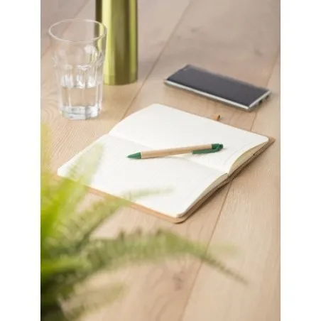 Carnet A5 personnalisé en papier kraft - Johanna Matières : Polycarbonate (PC) Couleurs : assortiment marquage laser ultra préci