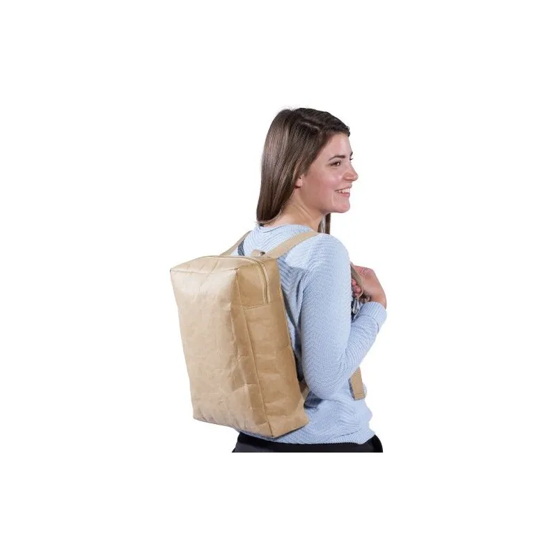 Sac à dos écologique et personnalisé en papier laminé Samanta Matières : caoutchouc Couleurs : noir goodies publicitaire événeme