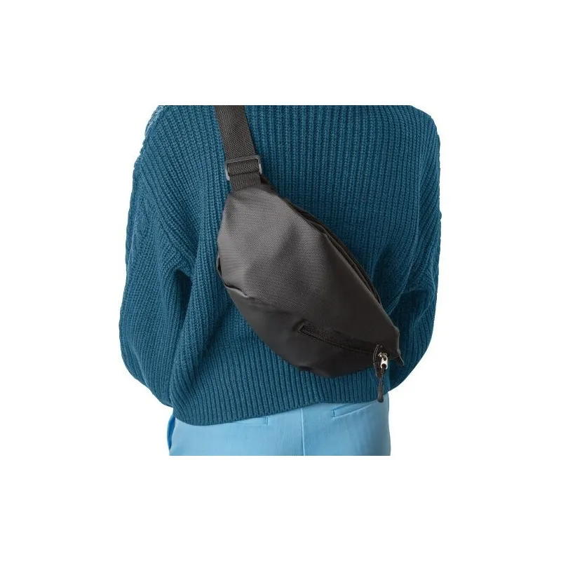 Sac banane déperlant en polyester 600D personnalisé - Bria Matières : EVA Couleurs : bleu marine Pointure : 40/41 accessoire évé