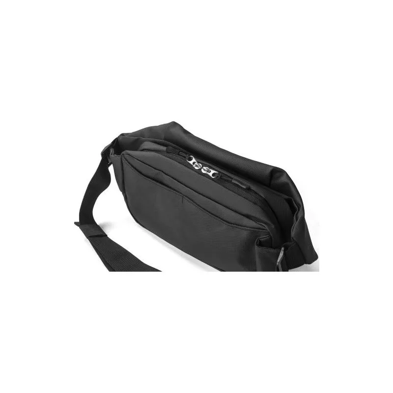 Sac banane déperlant en polyester 600D personnalisé - Bria Matières : EVA Couleurs : blanc Pointure : 36/37 personnalisation rap