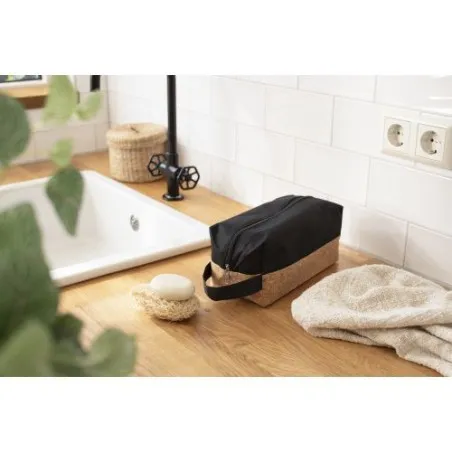 Trousse de toilette écologique et pratique en polyester - Lynn Matières : ABS Couleurs : naturel personnalisation sur mesure