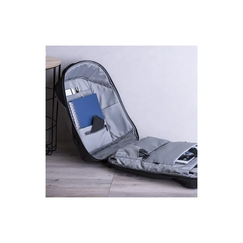 Sac à Dos Antivol Personnalisé Pas Cher Biltrix Matières : cuir recyclé Couleurs : marron marquage laser ultra précis