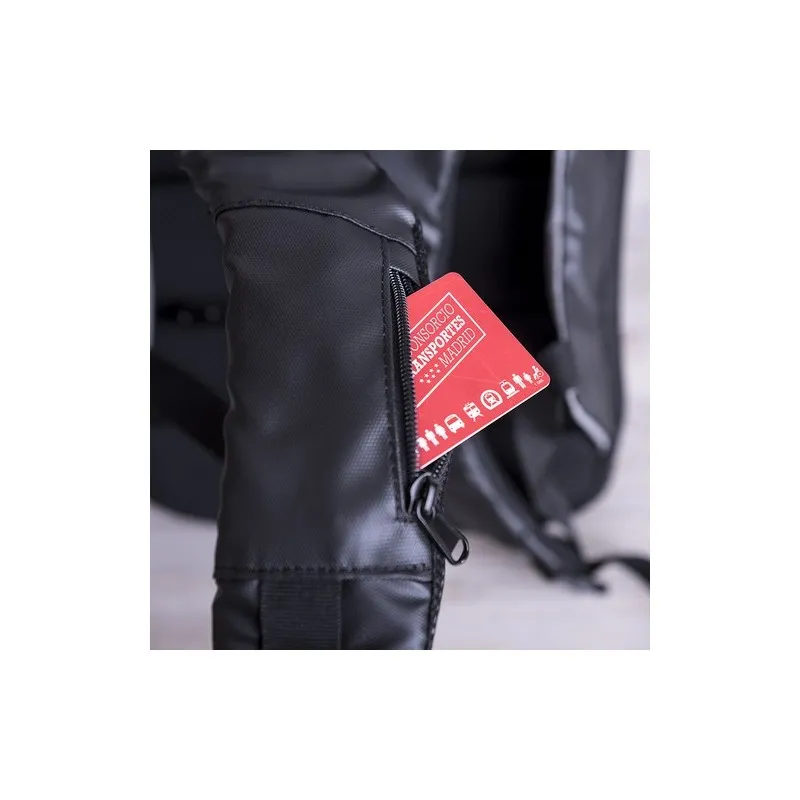 Sac à Dos Antivol Personnalisé Pas Cher Biltrix Matières : cuir recyclé Couleurs : marron livraison express 24h 48h