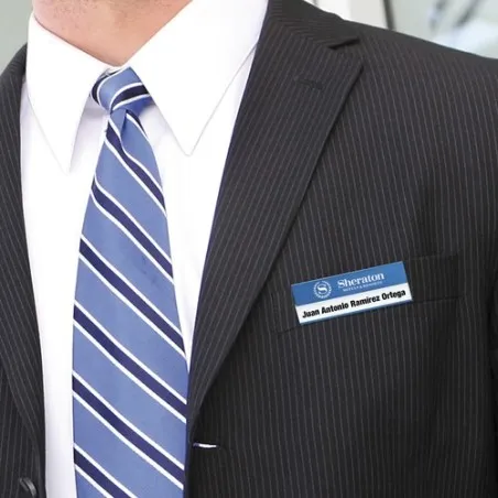 Porte-badge personnalisé écologique Badge Bindel Matières : coton Taille textile : S Couleurs : noir objet publicitaire robuste