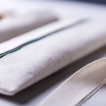 Trousse Publicitaire Personnalisée Marfik Matières : verre Couleurs : orange cadeau collaborateur premium