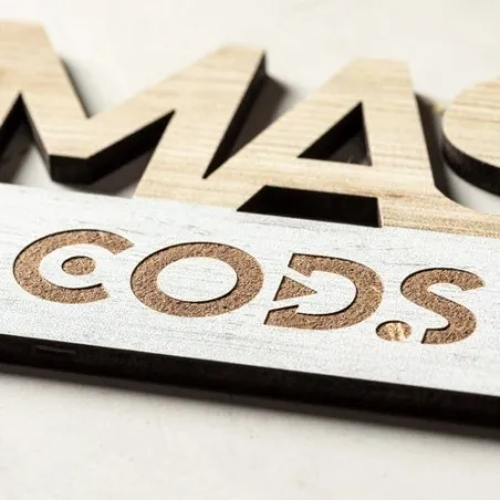 Ornement de Noël Personnalisé Gemind Matières : microfibre Couleurs : noir marquage laser ultra précis