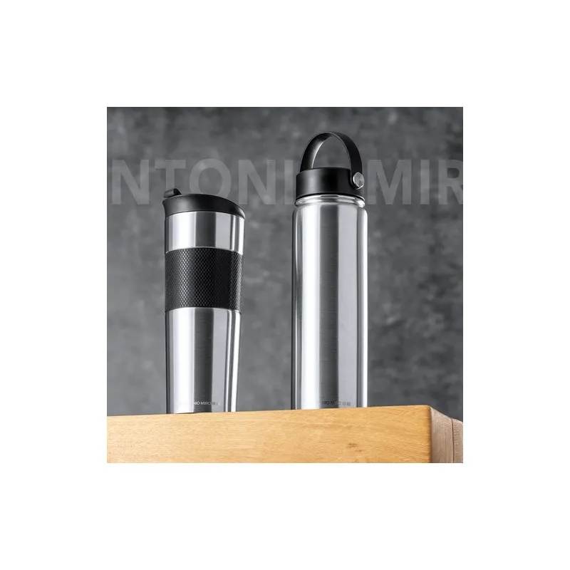 Bidon Isotherme Personnalisé Premium - Bouteille Thermique Xegaz Matières : carton Couleurs : multicolore marquage laser ultra p