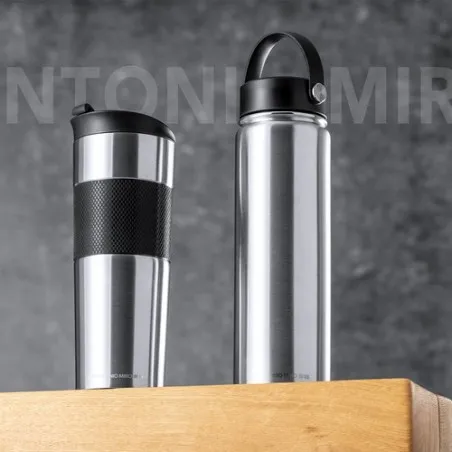 Bidon Isotherme Personnalisé Premium - Bouteille Thermique Xegaz Matières : carton Couleurs : multicolore marquage laser ultra p