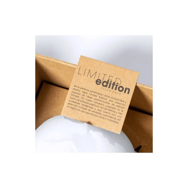 Bougie Aromatique Personnalisée Unique - Cadeau d'Entreprise Windu Matières : polyester Taille textile : XXL Couleurs : bleu mar