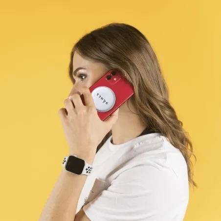 Chargeur Magnétique Sans Fil Personnalisé 10W - Makensy Matières : polypropylène (PP) Couleurs : rouge marquage laser ultra préc