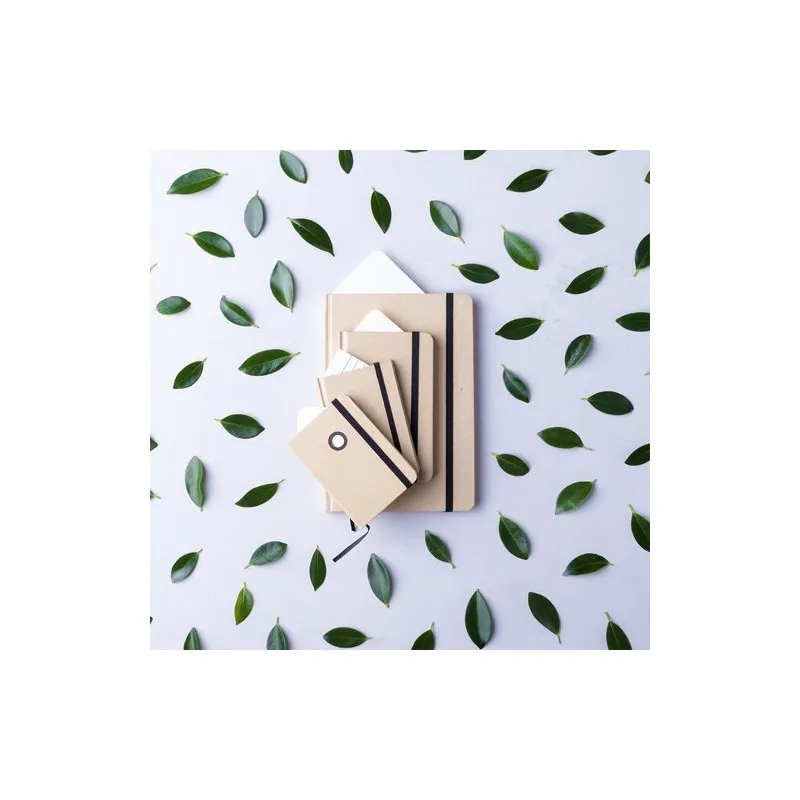 Cahier A5 Écologique Personnalisé Bloc Notes Raimok pas cher Matières : chanvre Couleurs : écru Contenance : 8 L cadeau collabor