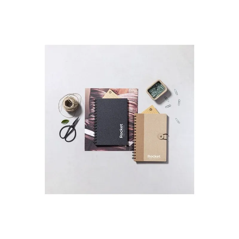 Cahier Écologique Pratique Personnalisé A5 Idina pas cher Matières : carton recyclé Couleurs : blanc objet promo petit budget