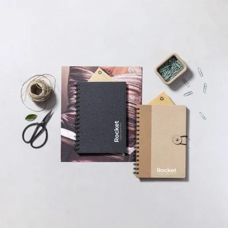 Cahier Écologique Pratique Personnalisé A5 Idina pas cher Matières : polyester Couleurs : rouge goodies publicitaire durable