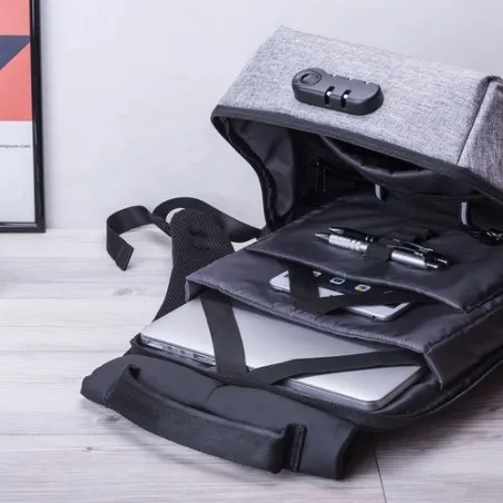 Sac à Dos Antivol Pratique et Élégant Personnalisé Ranley pas cher Matières : ABS recyclé Couleurs : noir marquage laser ultra p