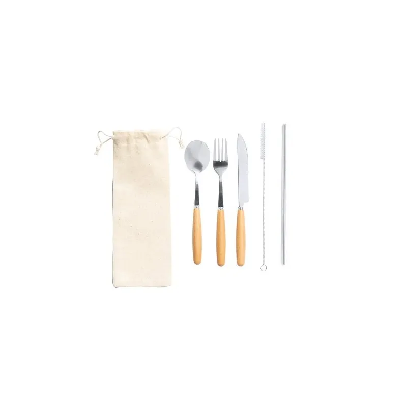 Set Couverts Basuky : Élégance et Écologie