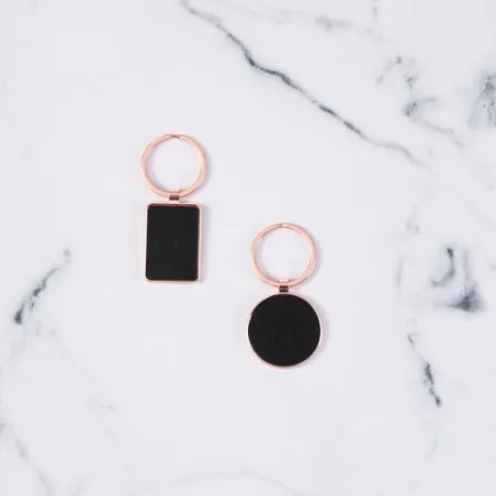 Porte-Clés Métal Personnalisable Zineth Matières : polaire Couleurs : beige goodies entreprise design