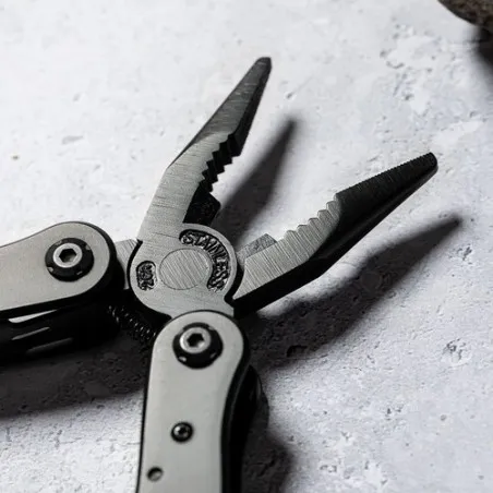 Outil Multifonction Pratique Personnalisé Dailfot Matières : polyester Taille textile : L Couleurs : fuchsia fluo marquage laser