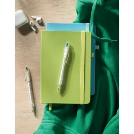 Carnet A5 ligné en PU recyclé ARPU Matières : bois Couleurs : vert objet promo petit budget