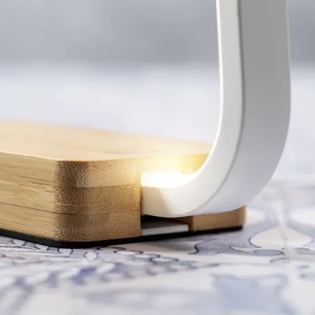 Lampe Chargeur Labrum - Éco Design Multifonction