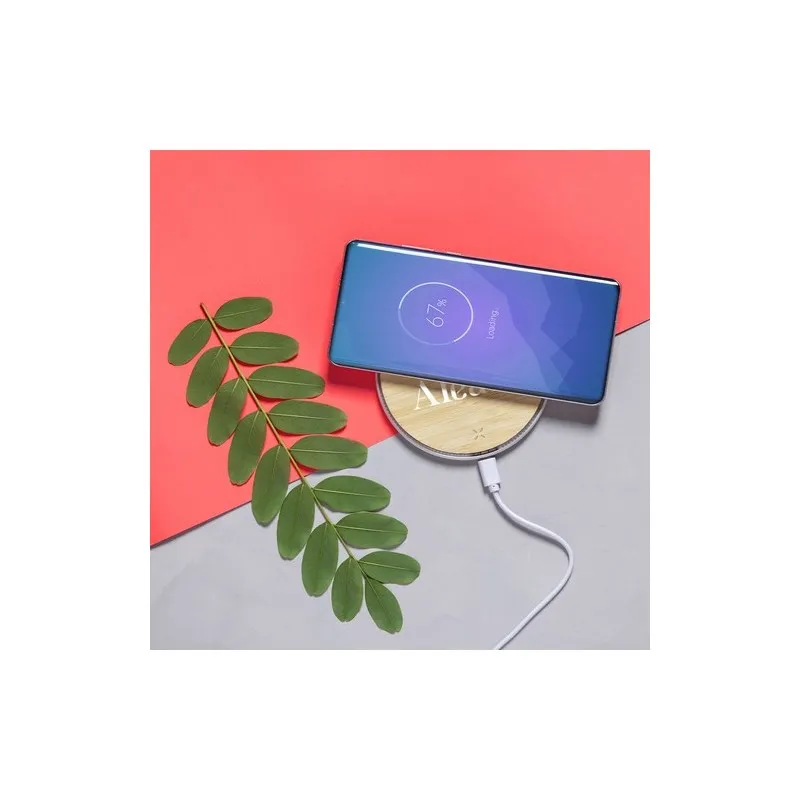 Chargeur Sans Fil Personnalisé Écologique Nembar - Objet Publicitaire Matières : polaire Taille textile : XL Couleurs : fuchsia 