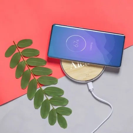 Chargeur Sans Fil Personnalisé Écologique Nembar - Objet Publicitaire Matières : polaire Taille textile : XL Couleurs : fuchsia 