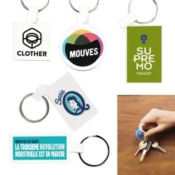 Porte-clés carrés en plastique souple 35x35 mm avec anneau de 25 mm personnalisés pas cher Matières : coton Taille textile : XL 