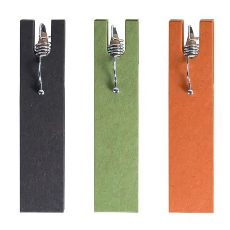 Étui écologique et personnalisable noir pour 1 crayon Matières : aluminium recyclé  Couleurs : bleu marine goodies entreprise de