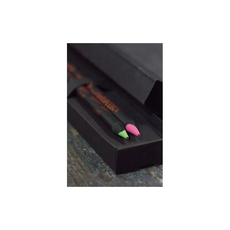 Étui-Fourreau Écologique Noir pour 2 Crayons - Objet Publicitaire Matières : liège Couleurs : argenté goodies publicitaire événe