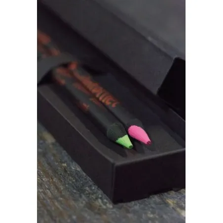 Étui-Fourreau Écologique Noir pour 2 Crayons - Objet Publicitaire Matières : liège Couleurs : argenté cadeau collaborateur premi