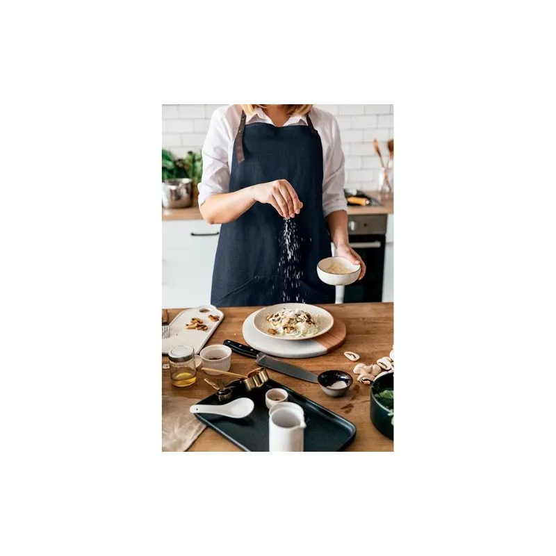 Tablier en denim écologique 240 gr/m² - DENIPUR Matières : polyéthylène (PE) Taille textile : XS Couleurs : rose vif marquage la