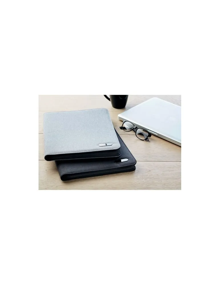 Conférencier A4 Bicolore Pratique et Élégant Personnalisé - NOTES FOLDER Matières : PET recyclé Couleurs : noir livraison expres