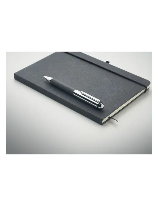 Carnet écologique en cuir recyclé avec stylo - ELEGANOTE Matières : coton Taille textile : S Couleurs : vert bouteille cadeau co