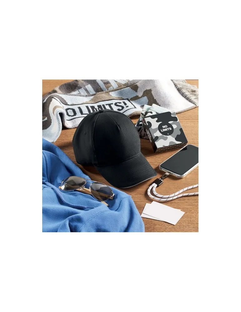 Casquette 5 Pans Personnalisée Écologique | SINGA Matières : polypropylène (PP) Couleurs : rouge Contenance : 250 ml marquage la