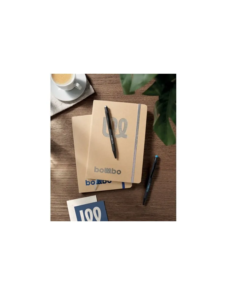 Carnet A5 publicitaire à couleur révélée ROUTE Matières : papier Couleurs : noir goodies publicitaire événementiel