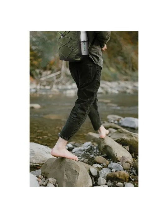 Sac à dos publicitaire en polyester 600D RPET HIGE Matières : bois Couleurs : noir accessoire événementiel unique