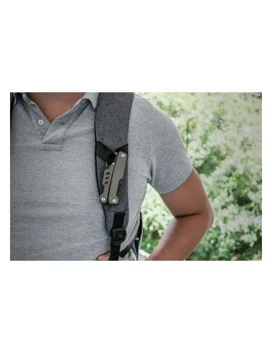 Outil multifonctionnel publicitaire Ranger de Brandcharger Matières : cuir recyclé Couleurs : bleu foncé cadeau collaborateur pr