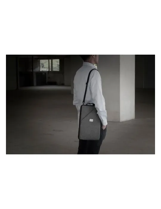 Sac pour ordinateur portable de 16'' personnalisé Brandcharger Spectre Go Matières : osier personnalisation rapide en France