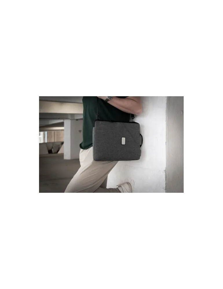 Sac pour ordinateur portable de 16'' personnalisé Brandcharger Spectre Go Matières : osier accessoire événementiel unique