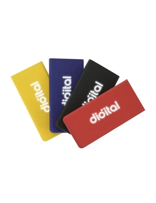 Power Bank Publicitaire Écologique Caplan Couleurs : noir Matières : polyester recyclé objet promo petit budget