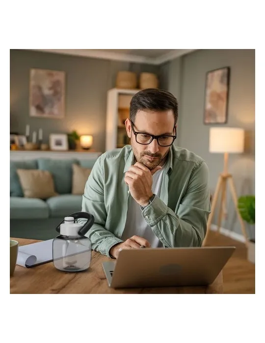 Bidon publicitaire écologique Heiza Matières : carton Couleurs : noir goodies entreprise design