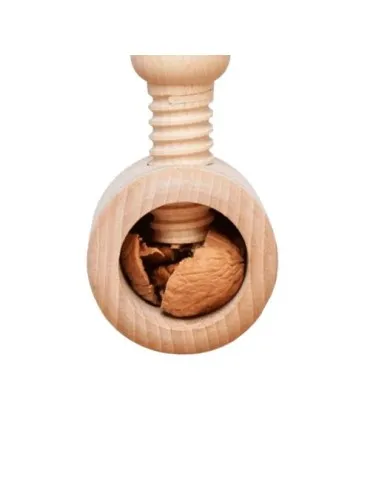 Casse-noix en bois 2